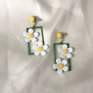 Daisy Drop Earrings