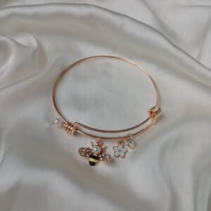 Gold Pearl Bee Bracelet - Pearl Jewellery, Accessories, Bee Bracelet, Bead Bracelet, Classy Bracelet, Cute Bracelet, Bee Jewelley,Bumble Bee