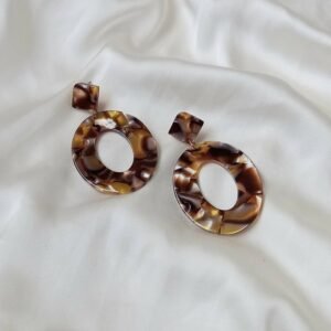 Tortoiseshell Resin Circle Earrings