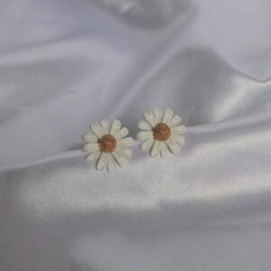 White Daisy Stud Earrings