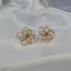 Gold Wire Flower Stud Earrings