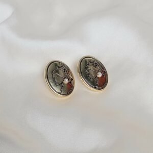 Girl with a Pearl Earring Cameo Stud Earrings